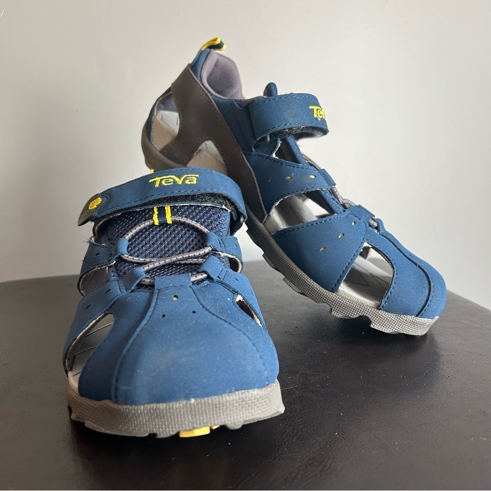 Teva Dozer Trail  Blue and Yellow Closed Toe Hiking Sandals